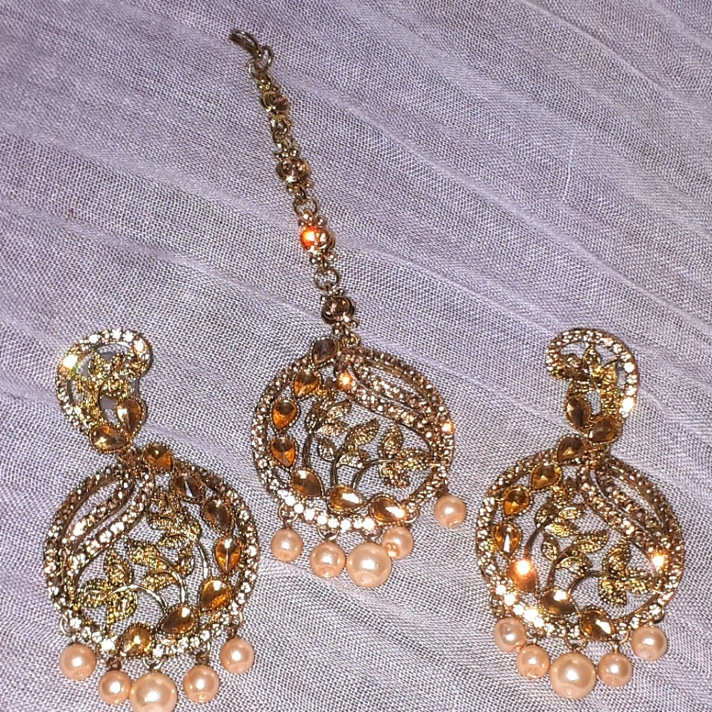 Costume jewelry